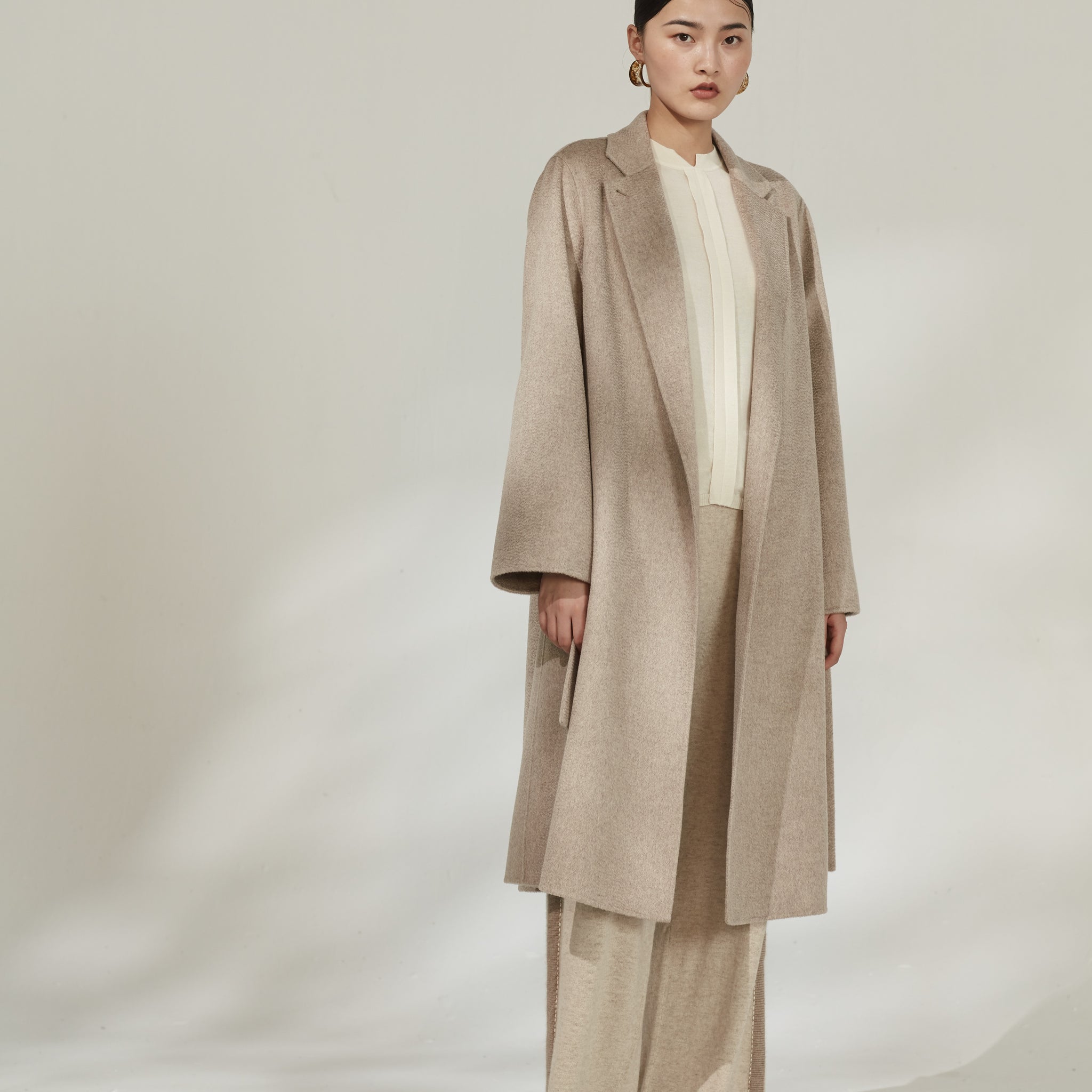 Women's classic cashmere coat