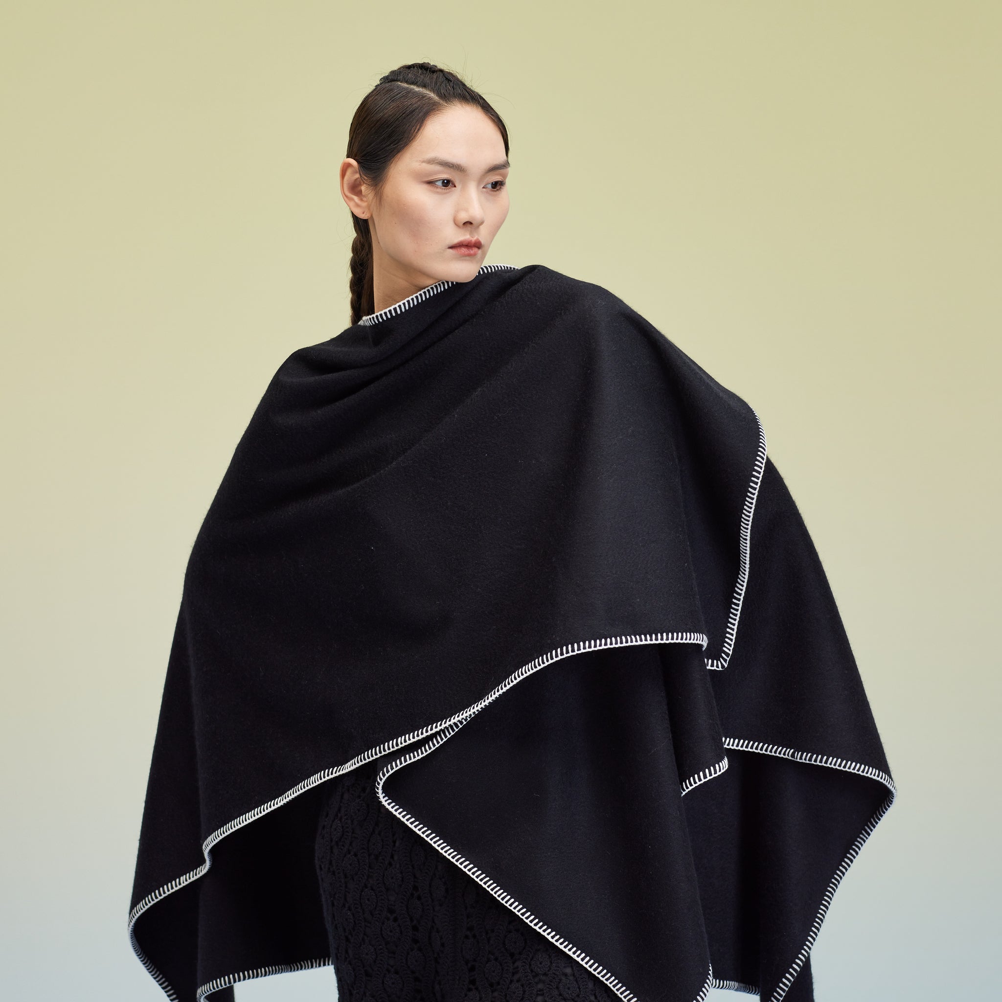 U-shape cashmere shawl