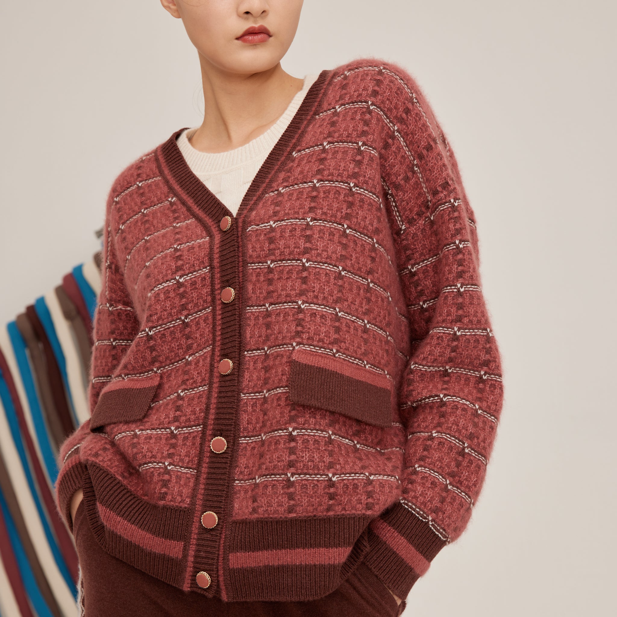 Women's V-neck silk-cashmere cardigan