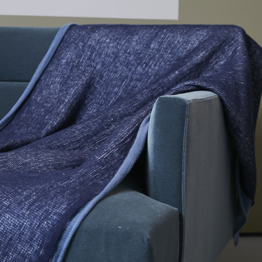 SPECTRUM knitted cashmere blanket