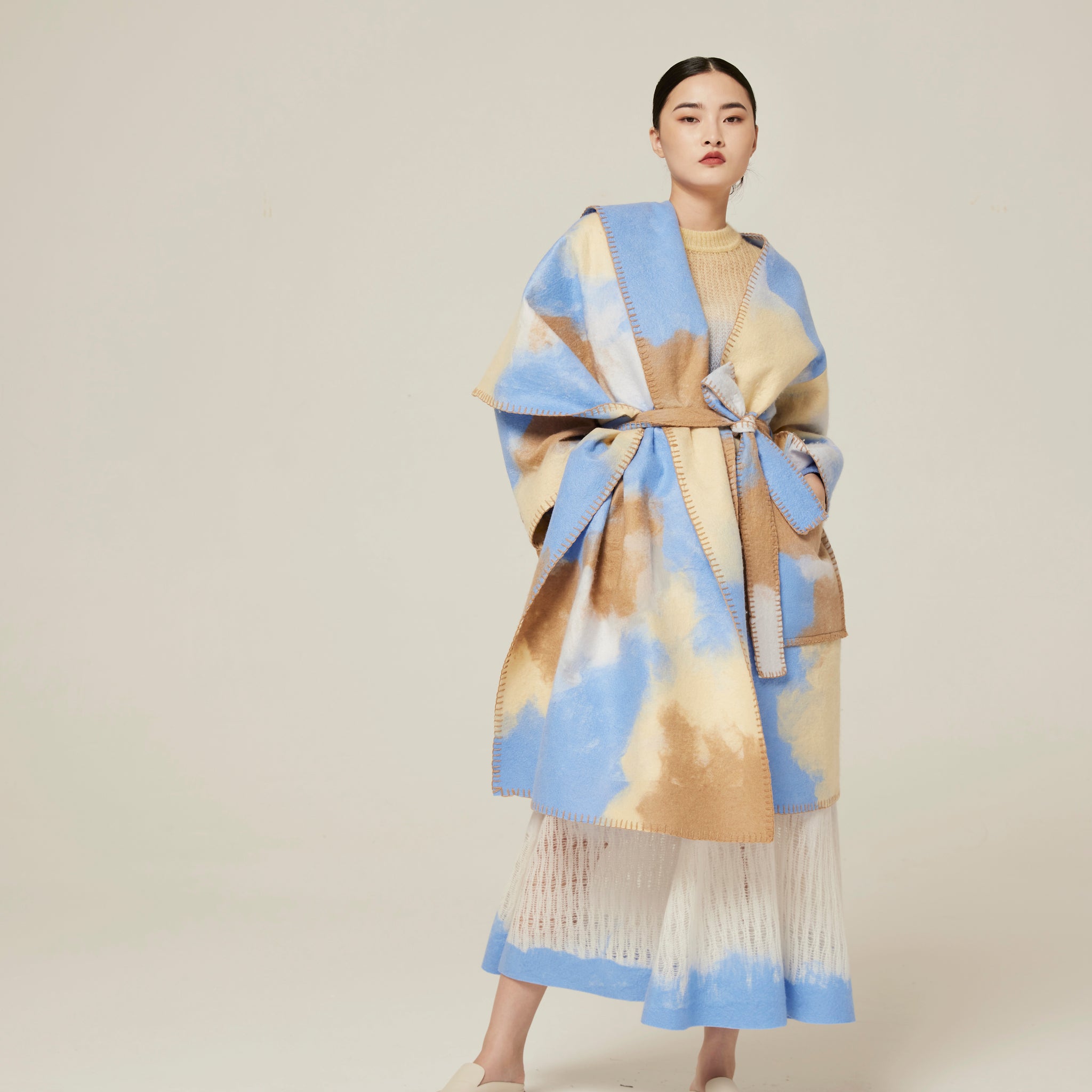 Handcrafted felt coat joint with cashmere and silk