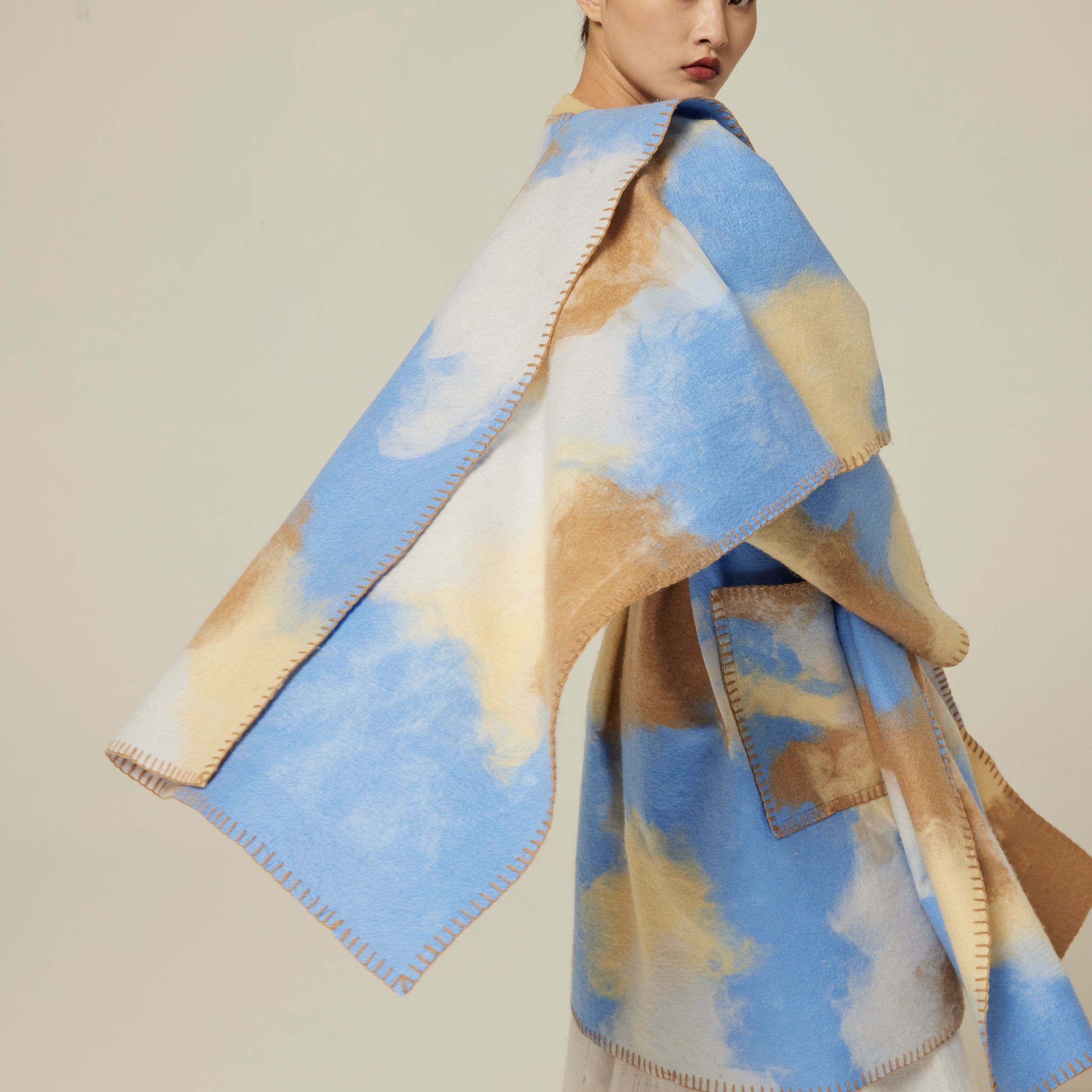 Handcrafted felt scarf joint with cashmere and silk