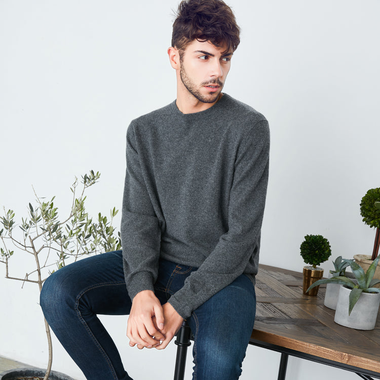 Round neck men's cashmere pullover